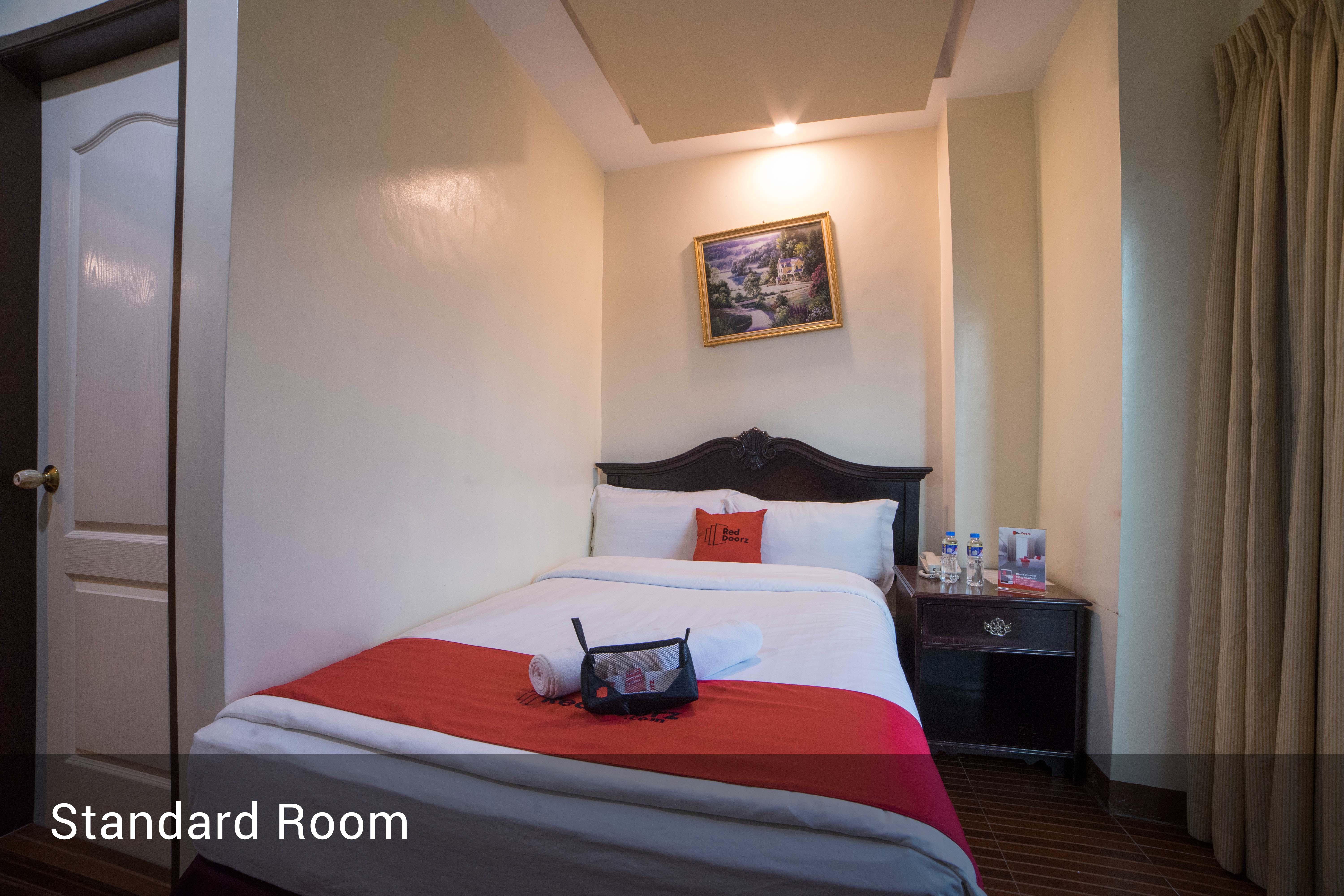 Reddoorz Plus @ Balibago Angeles City Exterior photo