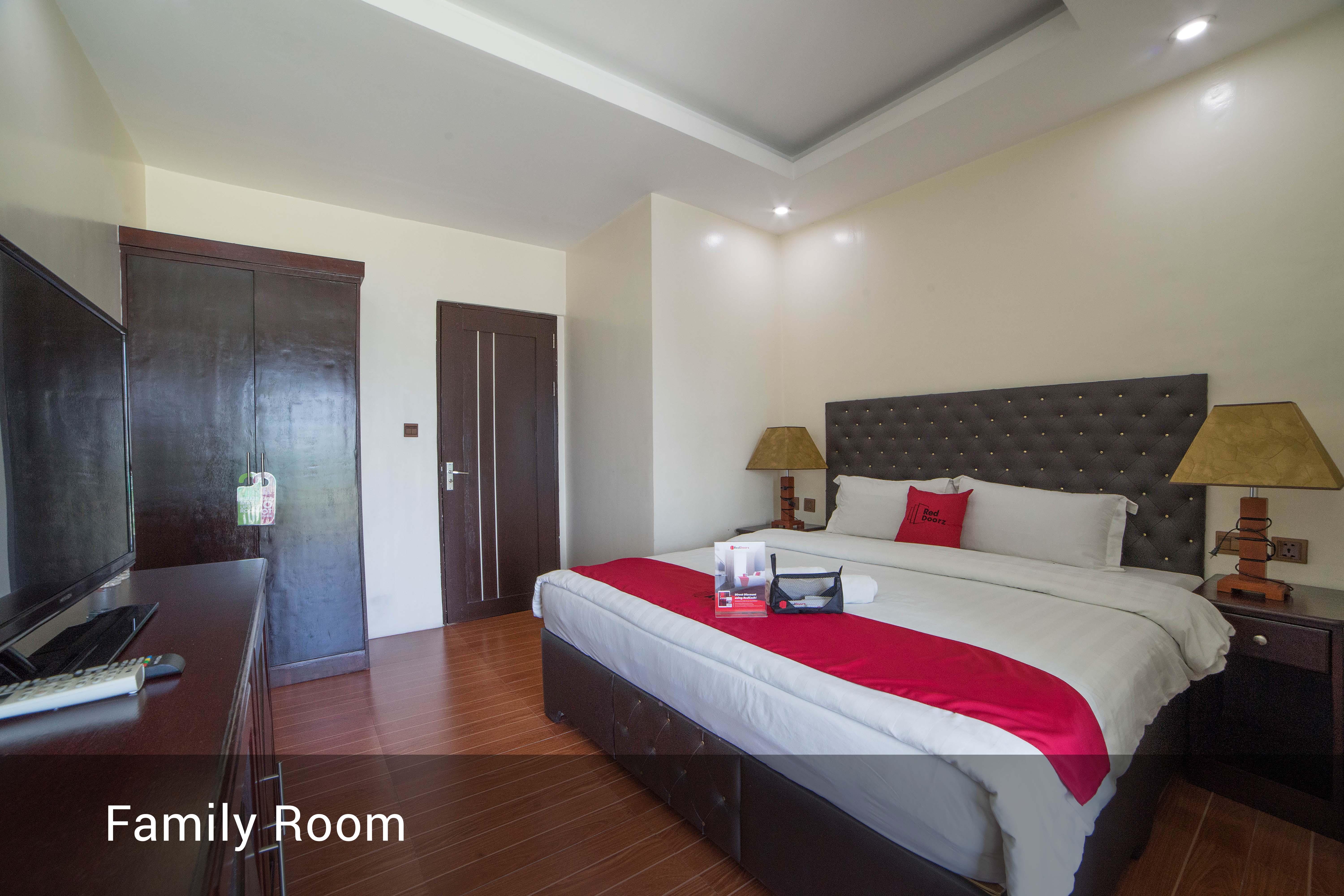 Reddoorz Plus @ Balibago Angeles City Exterior photo