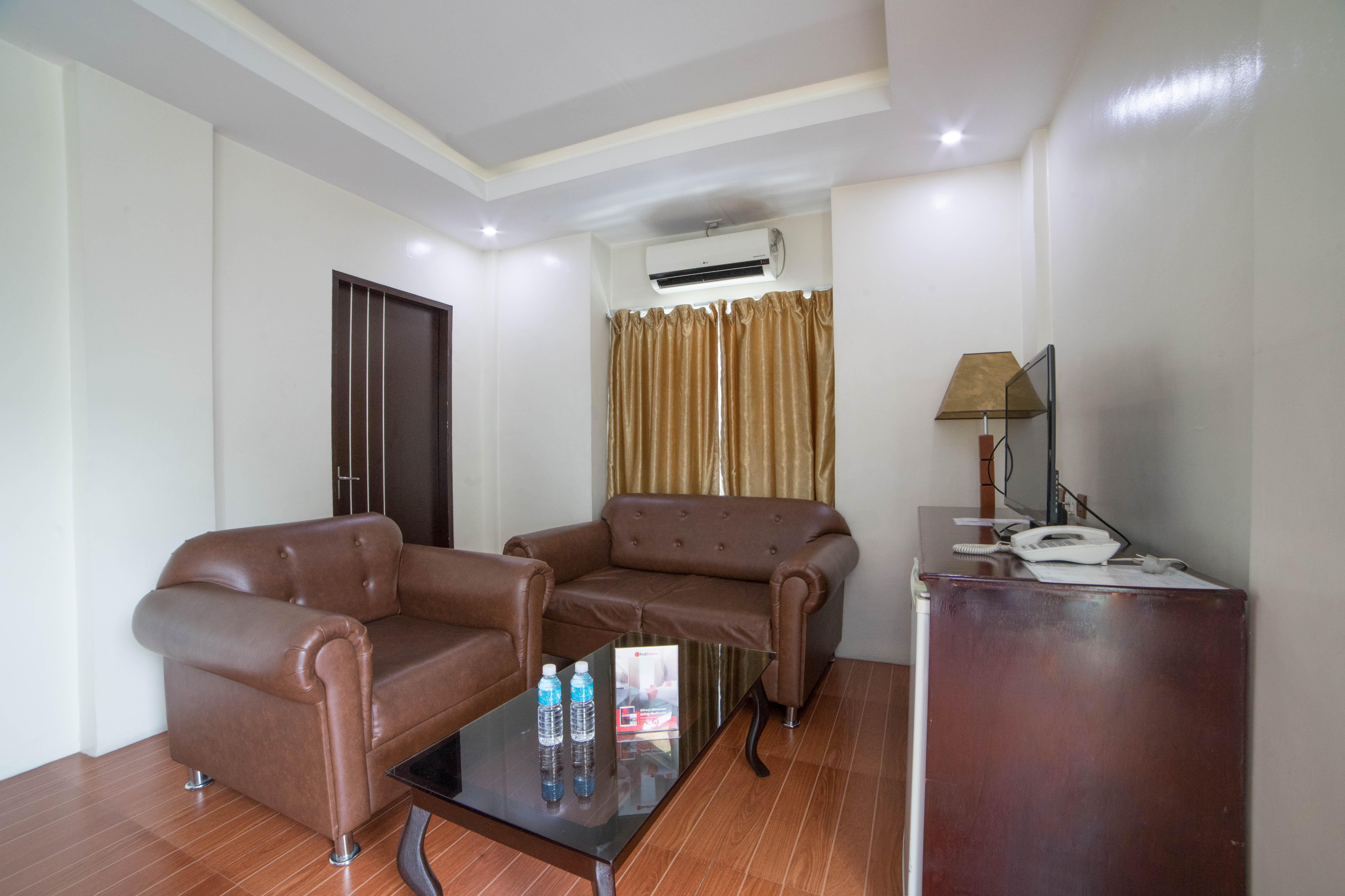 Reddoorz Plus @ Balibago Angeles City Exterior photo
